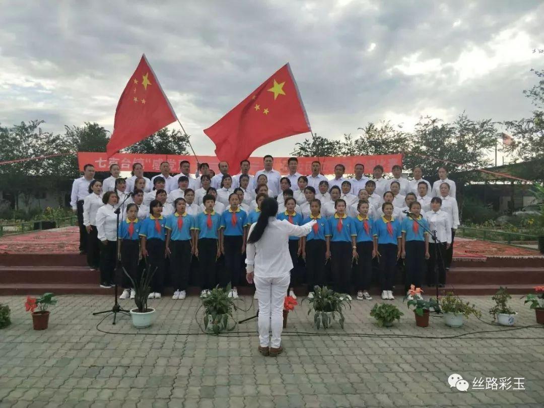 为什么有的树先开花后长叶？游戏画面